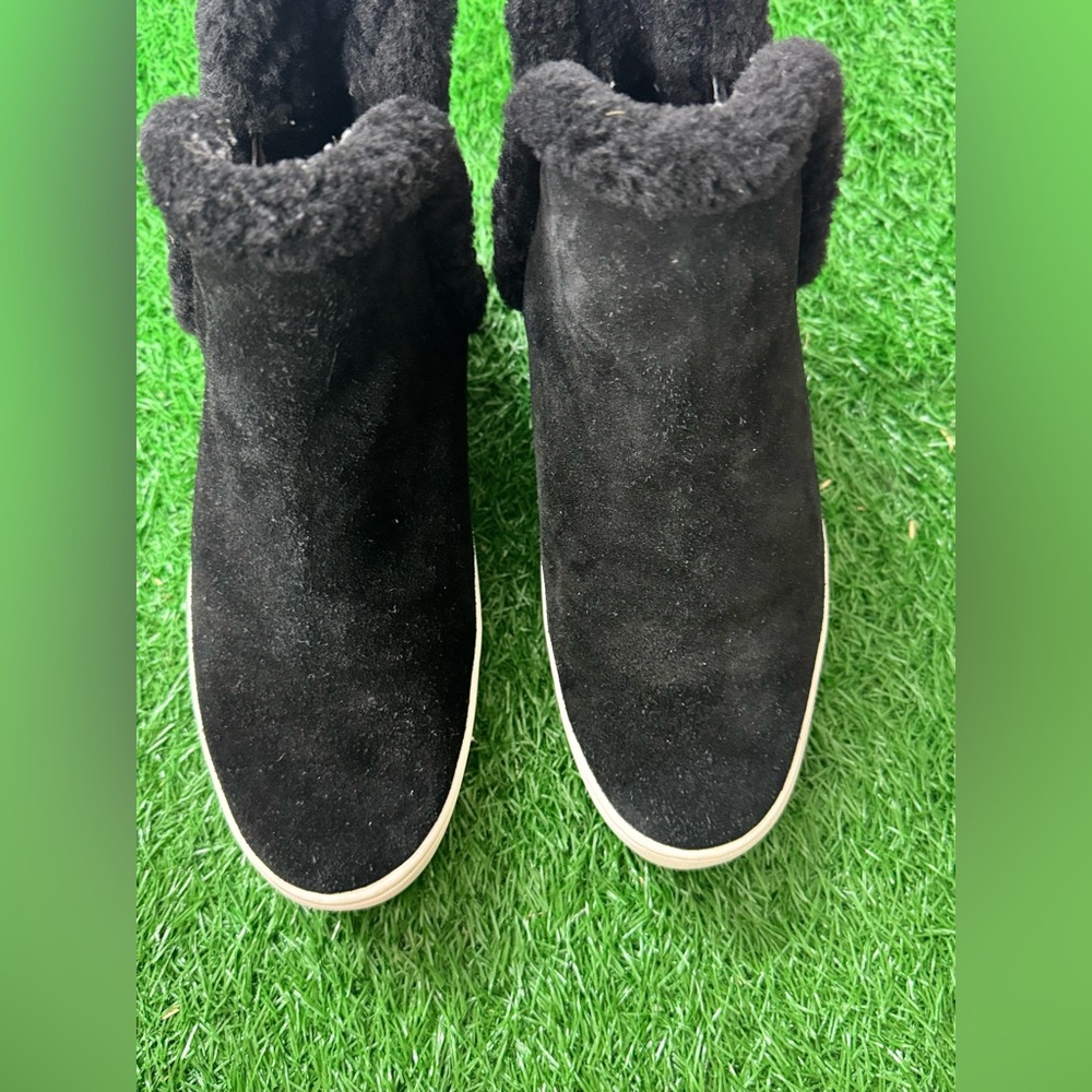 Michael Kors Women's Black Suede Ankle Boots‎ Size 6/6.5 - Picture 9 of 10
